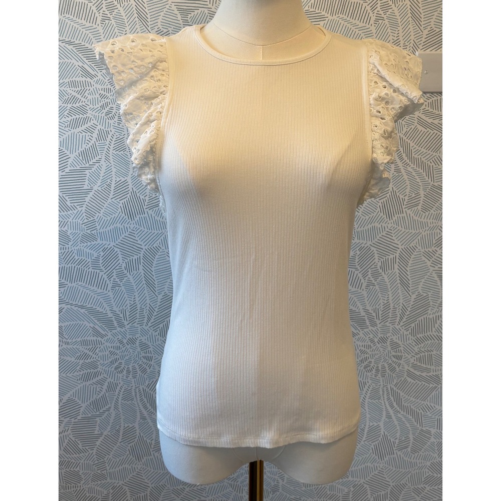 Evereve Womens White Ribbed Cotton Eyelet Romantic Flirty Flutter Sleeve Top S
